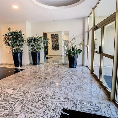 Apartamento 1 Bedroom Velasquez- 5 Mins From Croisette 244 By Interhome Cannes